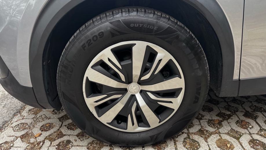 Peugeot 2008 1,2 TURBO 100 KS-SERVISNA-JAMSTVO12MJ-TOP!!!, fotografija 15