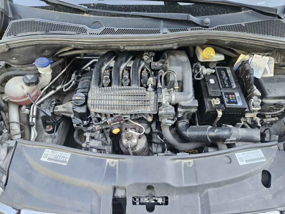 Peugeot 2008 1.2 VTi (2013.) – NOVO KVAČILO I REMEN (Pročitati opis, H, fotografija 7