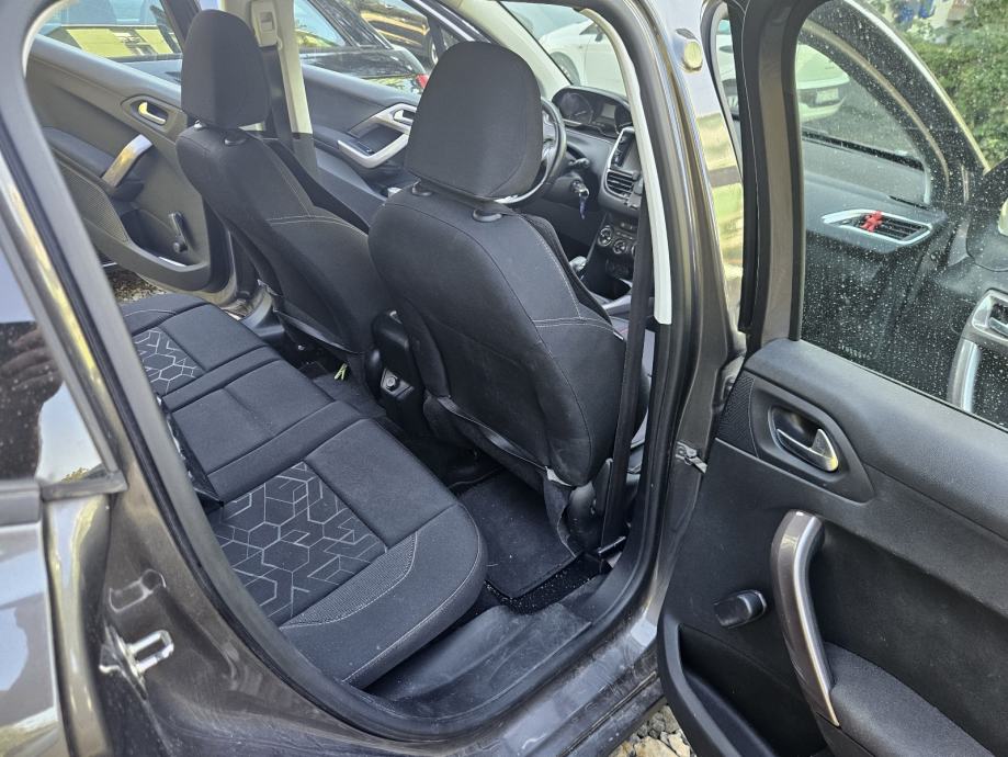 Peugeot 2008 1.2 VTi (2013.) – NOVO KVAČILO I REMEN (Pročitati opis, H, fotografija 5
