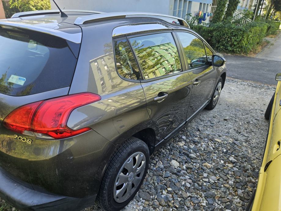Peugeot 2008 1.2 VTi (2013.) – NOVO KVAČILO I REMEN (Pročitati opis, H, fotografija 9