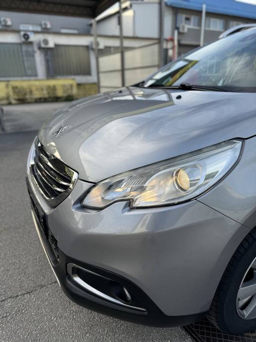 Peugeot 2008 1,2 VTi ALLURE #NAVI #VELIKI SERVIS#GARANCIJA#REG:08/27 #, fotografija 9