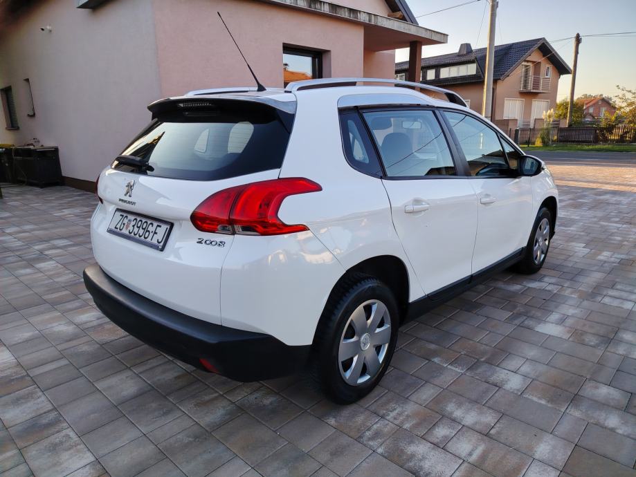 Peugeot 2008 1,4 HDi **KLIMA** PARKING-SENZORI **KREDIT-KARTICE**, fotografija 5