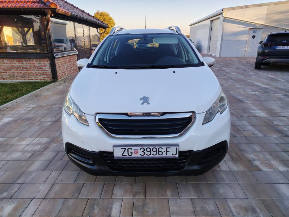 Peugeot 2008 1,4 HDi **KLIMA** PARKING-SENZORI **KREDIT-KARTICE**, fotografija 2