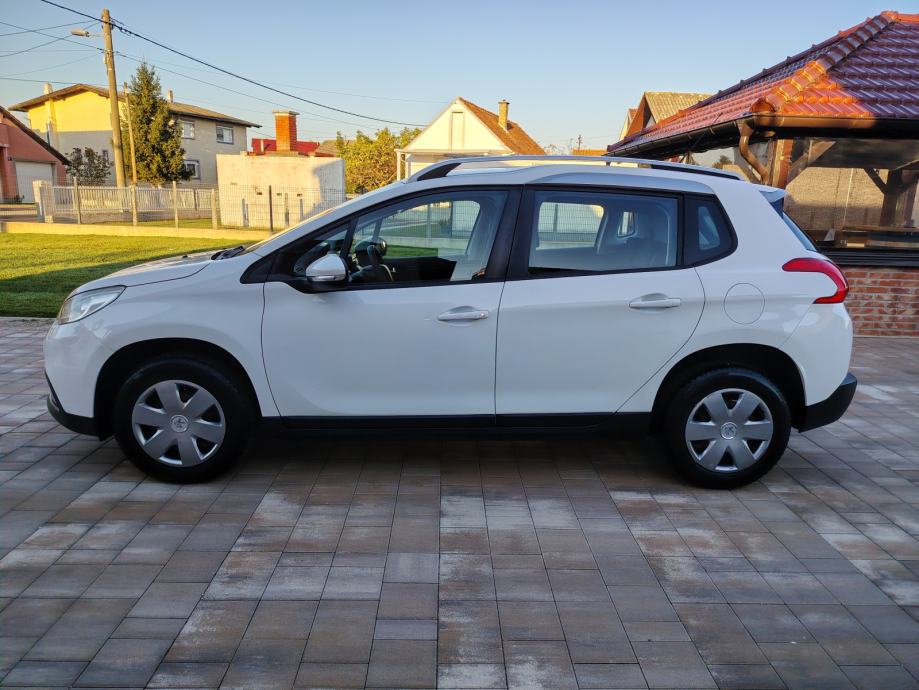 Peugeot 2008 1,4 HDi **KLIMA** PARKING-SENZORI **KREDIT-KARTICE**, fotografija 8