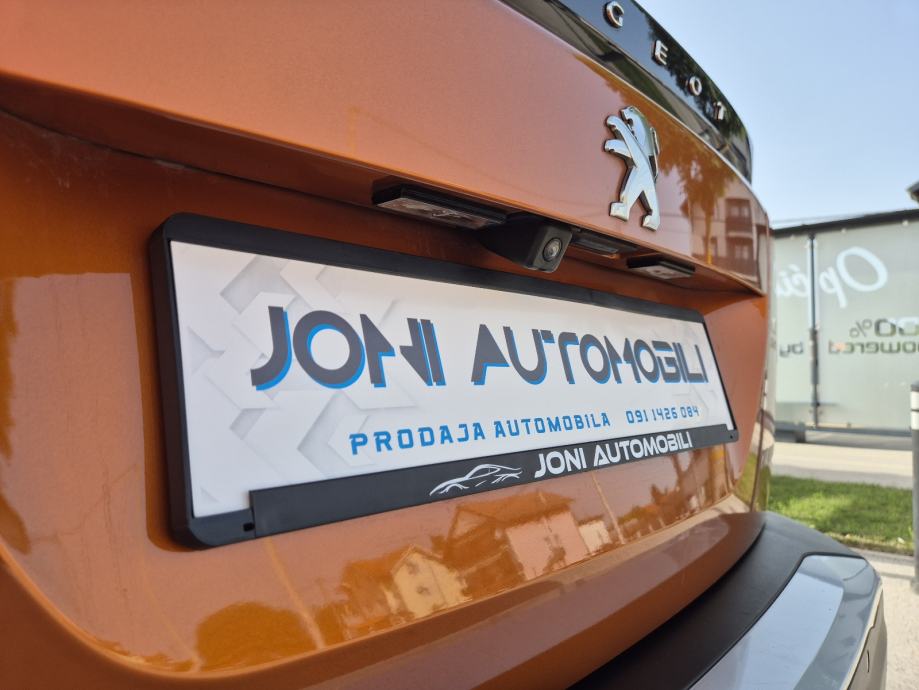 Peugeot 2008 1,5 Allure, fotografija 18