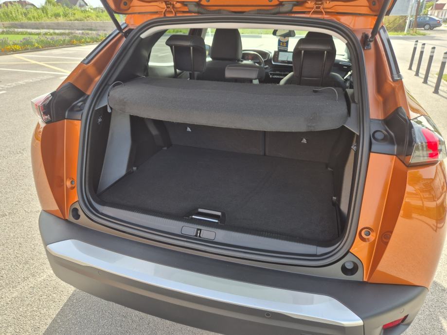 Peugeot 2008 1,5 Allure, fotografija 15