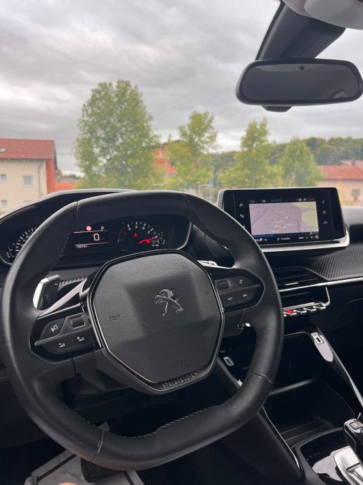 Peugeot 2008 1,5 BlueHDI automatik..u pdv-u, fotografija 5
