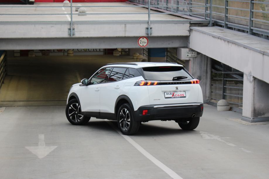 Peugeot 2008 1,5 BlueHDI•Automatik•Senzori•LED svjetla•Alu kotači R17, fotografija 5