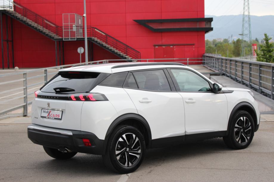 Peugeot 2008 1,5 BlueHDI•Automatik•Senzori•LED svjetla•Alu kotači R17, fotografija 19