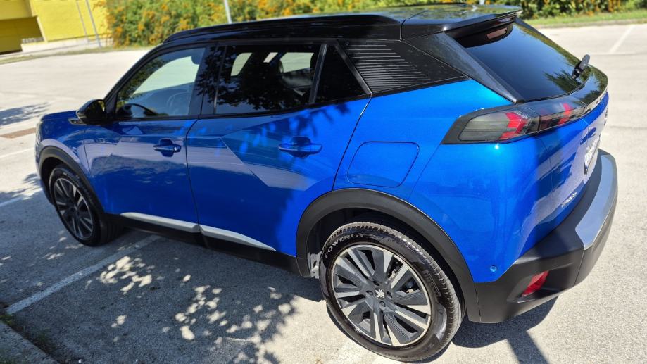 Peugeot 2008, GT line, 1,5 BlueHDI automatik, fotografija 6