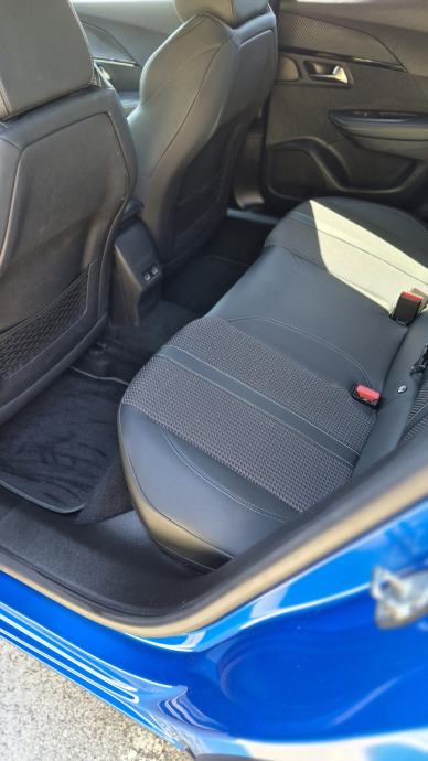 Peugeot 2008, GT line, 1,5 BlueHDI automatik, fotografija 10