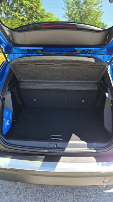 Peugeot 2008, GT line, 1,5 BlueHDI automatik, fotografija 11