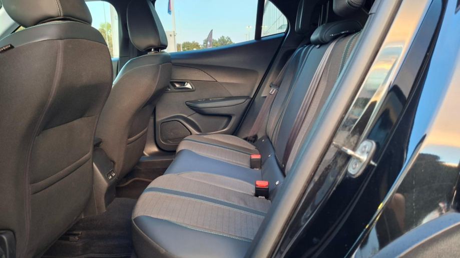 Peugeot 2008 1.5 BLUEHDI, NAVIGACIJA, TEMPOMAT, MULTIFUNKCIJSKI UPRAVL, fotografija 15