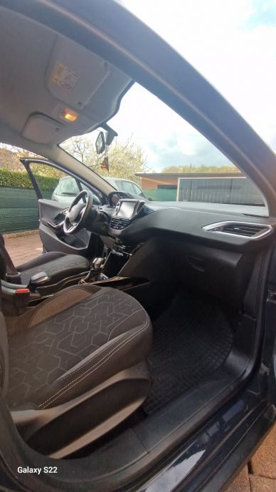 Peugeot 2008 1,5 BlueHDI, fotografija 11