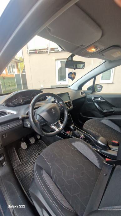 Peugeot 2008 1,5 BlueHDI, fotografija 13