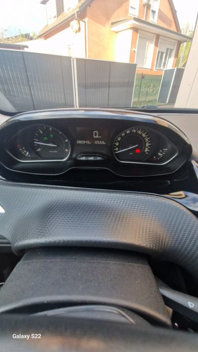 Peugeot 2008 1,5 BlueHDI, fotografija 14