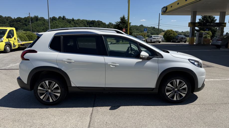 Peugeot 2008 1,5 BlueHDI, fotografija 6