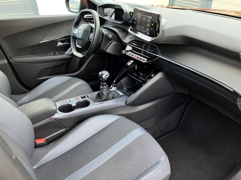 PEUGEOT 2008 1.5BlueHDI ALLURE, 112.000KM, BESPRIJEKORAN, 2020 god., fotografija 18