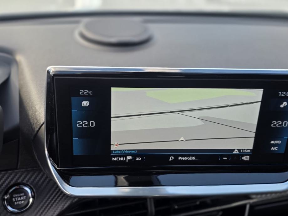 Peugeot 2008 1,5 HDI GT automatik, fotografija 10