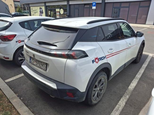 Peugeot 2008 1,5, fotografija 3