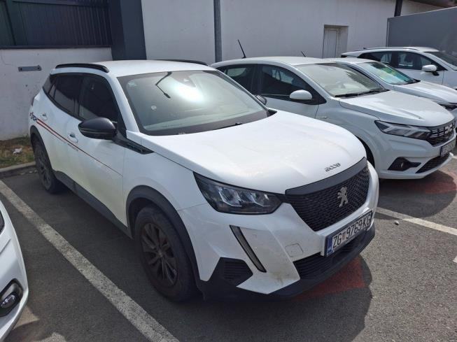 Peugeot 2008 1,5, fotografija 2