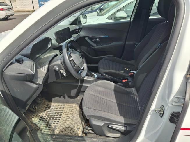 Peugeot 2008 1,5, fotografija 5