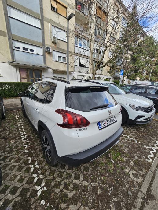Peugeot 2008 1,6 BlueHDI, fotografija 3