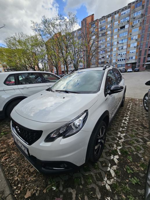 Peugeot 2008 1,6 BlueHDI, fotografija 5