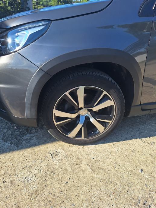 Peugeot 2008 1,6 BlueHDI, fotografija 16