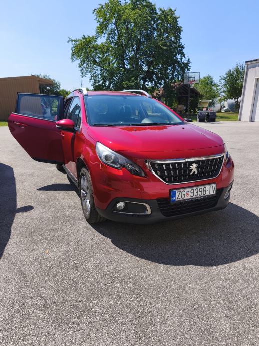 Peugeot 2008 1,6 BlueHDI, fotografija 8