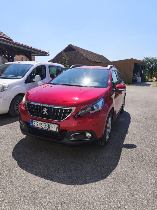 Peugeot 2008 1,6 BlueHDI, fotografija 9
