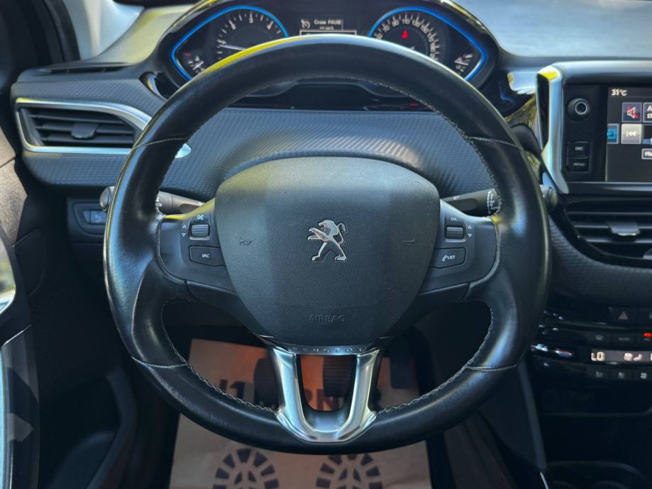 Peugeot 2008 1,6 BlueHDI Allure *JAMSTVO*NAVI*PANO*KOŽA*, fotografija 11
