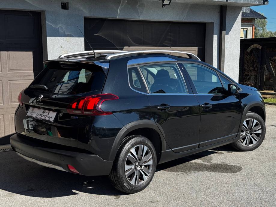 Peugeot 2008 1,6 BlueHDI Allure *JAMSTVO*NAVI*PANO*KOŽA*, fotografija 4