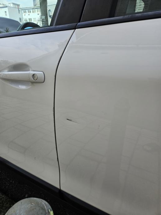 Peugeot 2008 1,6 BlueHDI, fotografija 9