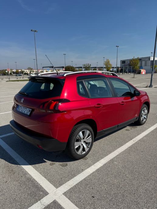 Peugeot 2008 1,6 BlueHDI, fotografija 5