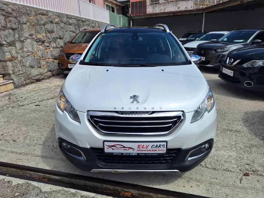Peugeot 2008 1,6 e-HDi ALLUR/Panoramski Krov/NAVI‼️REG.01/2027, fotografija 9