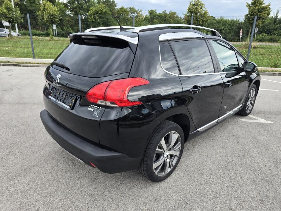 Peugeot 2008 1,6 e-HDi, fotografija 3