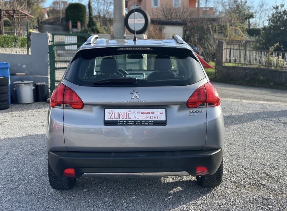 Peugeot 2008 1,6 e-HDi, fotografija 6