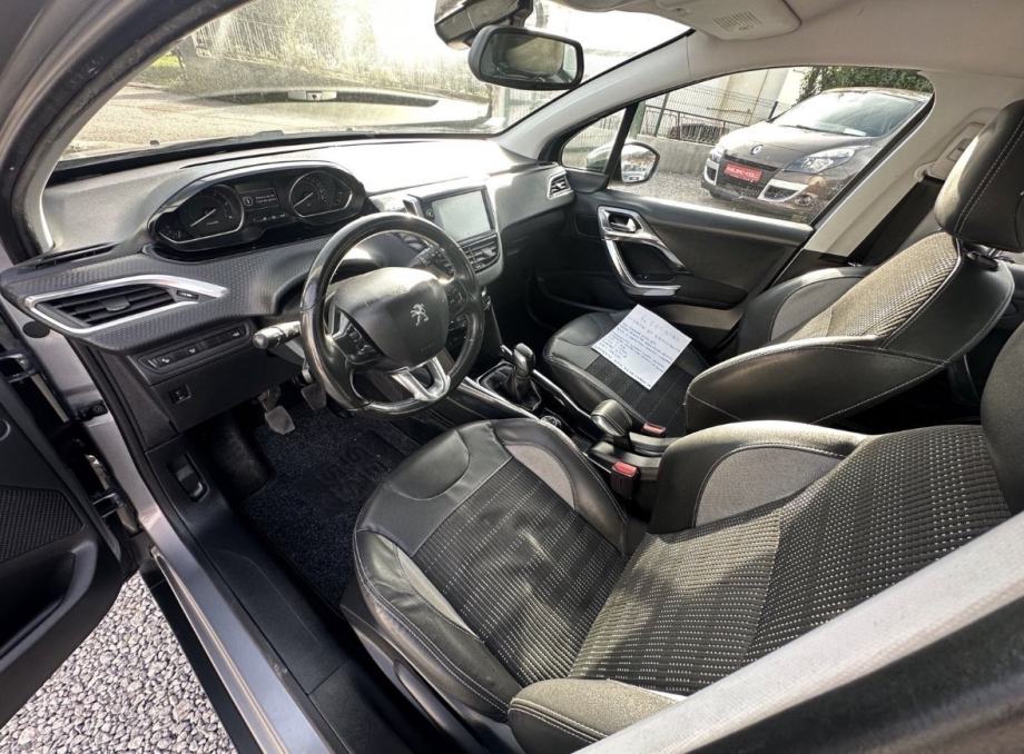 Peugeot 2008 1,6 e-HDi, fotografija 9