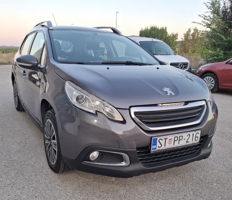 Peugeot 2008 1,6 e-HDi, fotografija 6