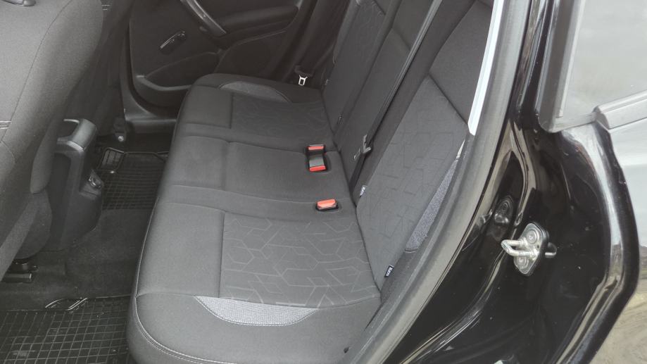 Peugeot 2008 1,6 HDI 2017g-REG.1/27-186000km-VELIKI SERVIS -ODLIČAN, fotografija 17