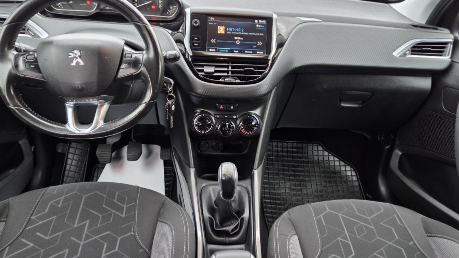 Peugeot 2008 1,6 HDI 2017g-REG.1/27-186000km-VELIKI SERVIS -ODLIČAN, fotografija 18