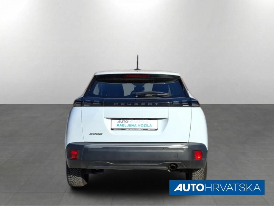 PEUGEOT 2008 ACTIVE PureTech 100, 16.390,00 €, fotografija 3
