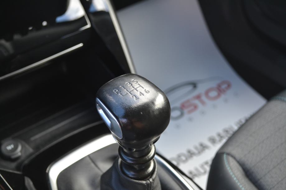 Peugeot 2008 allure 1,5 HDI *** RATA 215€ *** BEZ UČEŠĆA *** SERVISNA, fotografija 16