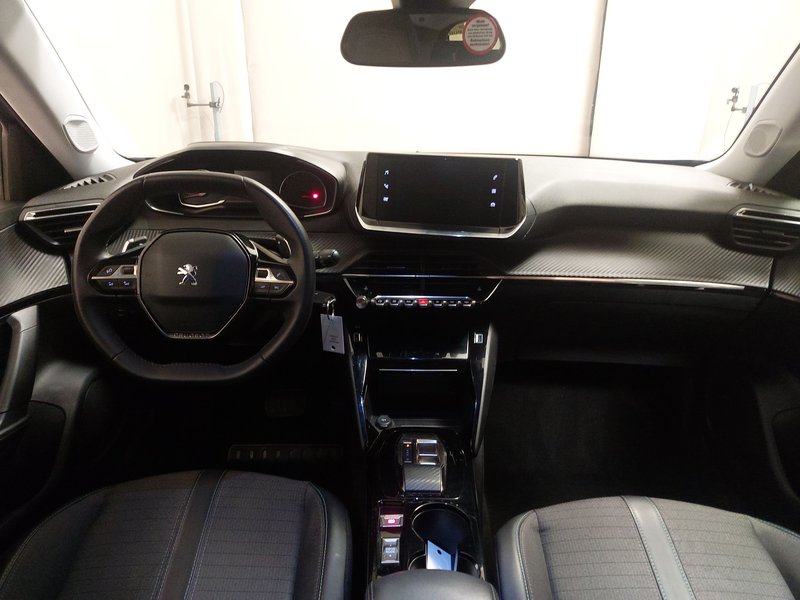 Peugeot 2008 Allure automatik • Full LED • digitalni instrumenti, fotografija 17