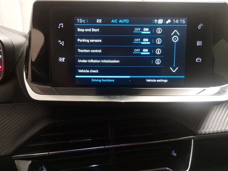 Peugeot 2008 Allure automatik • Full LED • digitalni instrumenti, fotografija 19