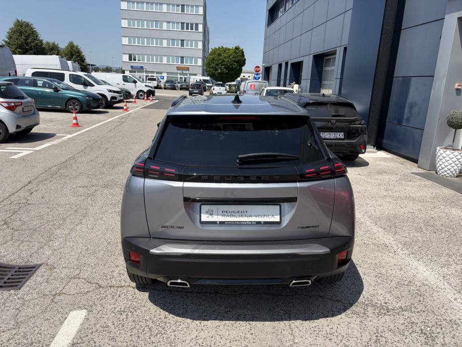 PEUGEOT 2008 ALLURE HYBRID 145 E-DCS6, fotografija 5