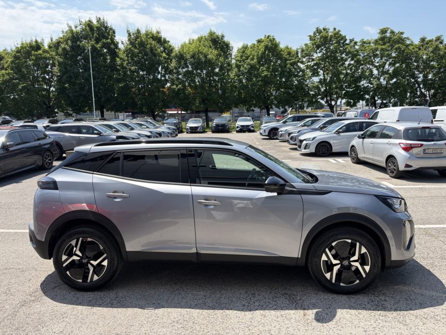 PEUGEOT 2008 ALLURE HYBRID 145 E-DCS6, fotografija 6