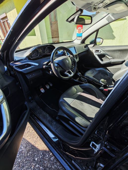 Peugeot 2008 Crossway, 1,2 Puretech, 2018.godište, fotografija 6