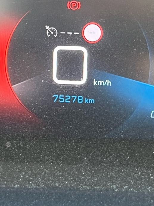 Peugeot 2008 GT,1.2 PureTech 130 KS | 2023. | Benzin | 96 kW | 5 sjeda, fotografija 5